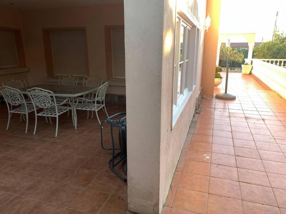 Villa Leo Con Vistas Al Mar Y Piscina Privada Росас Экстерьер фото